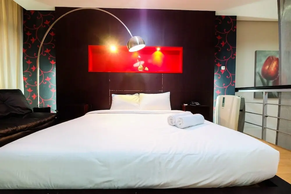 Джакарта: Loft 2 Bedrooms at The Summit Apartment Kelapa Gading by Travelio