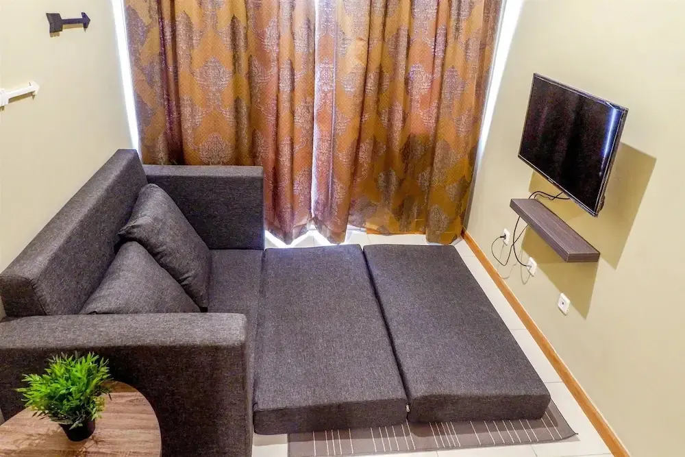 Джакарта: 2 Bedrooms Grand Palace Apartment Kemayoran by Travelio