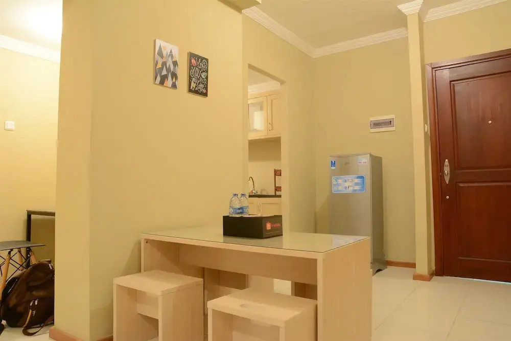 Джакарта: 2 Bedrooms Grand Palace Apartment Kemayoran by Travelio
