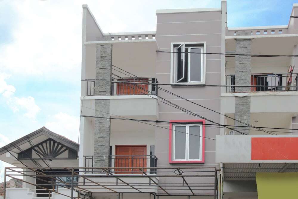 Джакарта: Airy Eco Syariah Jelambar Hadiah Dua 1159 A Jakarta
