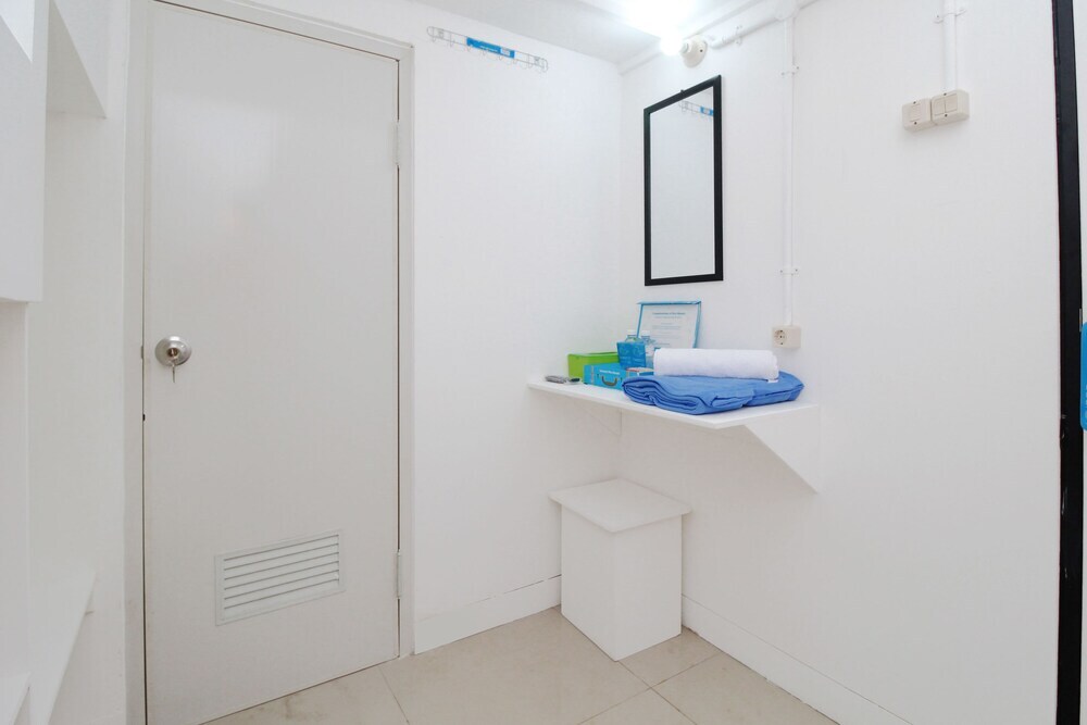 Джакарта: Airy Eco Syariah Jelambar Hadiah Dua 1159 A Jakarta
