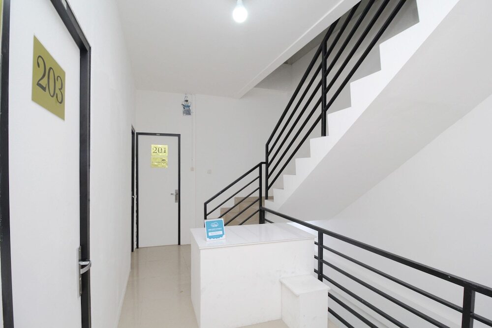 Джакарта: Airy Eco Syariah Jelambar Hadiah Dua 1159 A Jakarta