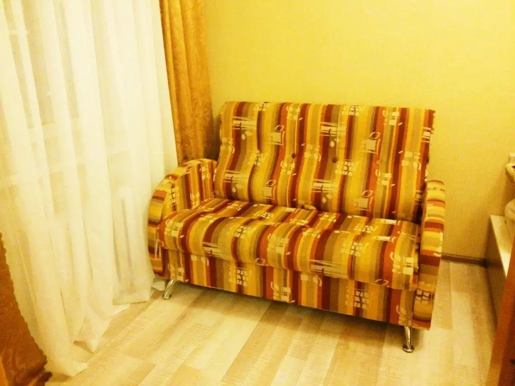 Тюмень: Na Melnikayte 95 Apartment