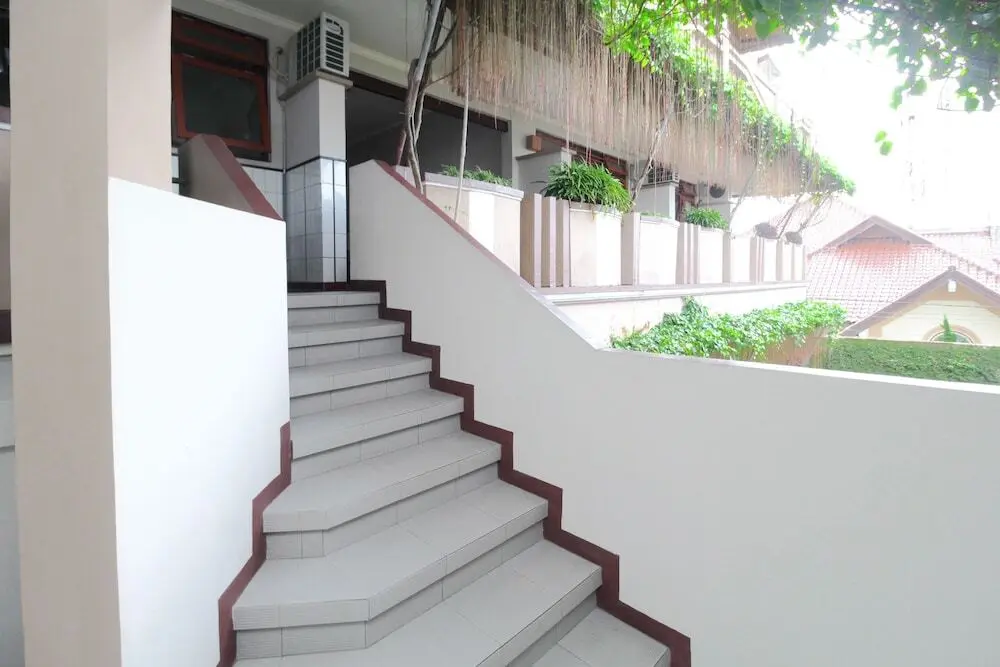 Джембер: Airy Kaliwates Gajah Mada 233 Jember