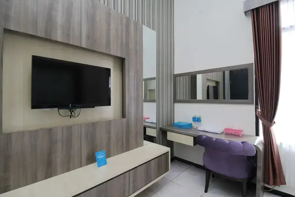 Сурабая: Airy Sukolilo Nginden Intan Timur Enam F1 3 Surabaya