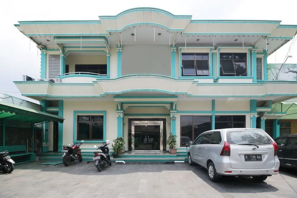 Бандунг: Airy Regol Moch Ramdan 96 Bandung