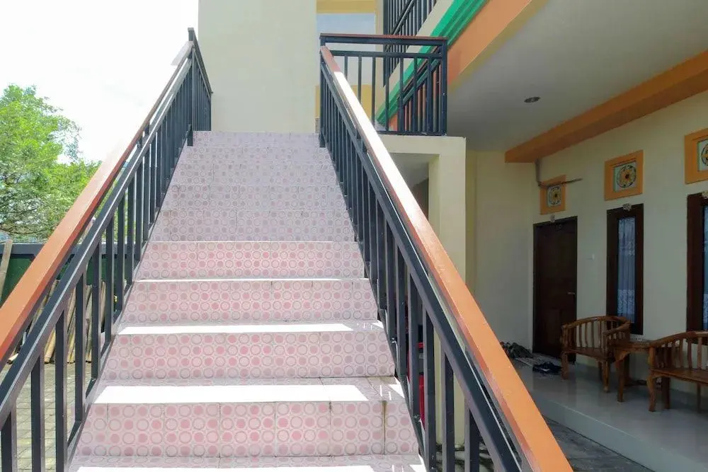 Кута: Airy Seminyak Sunset Road Beji Ayu Satu 12 Kuta Bali