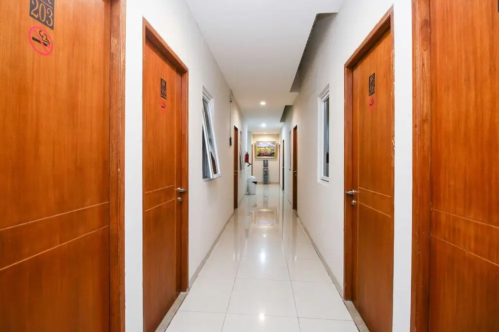 Южный Тангеранг: Airy Eco BSD Serpong Lavionda Raya 30 Tangerang