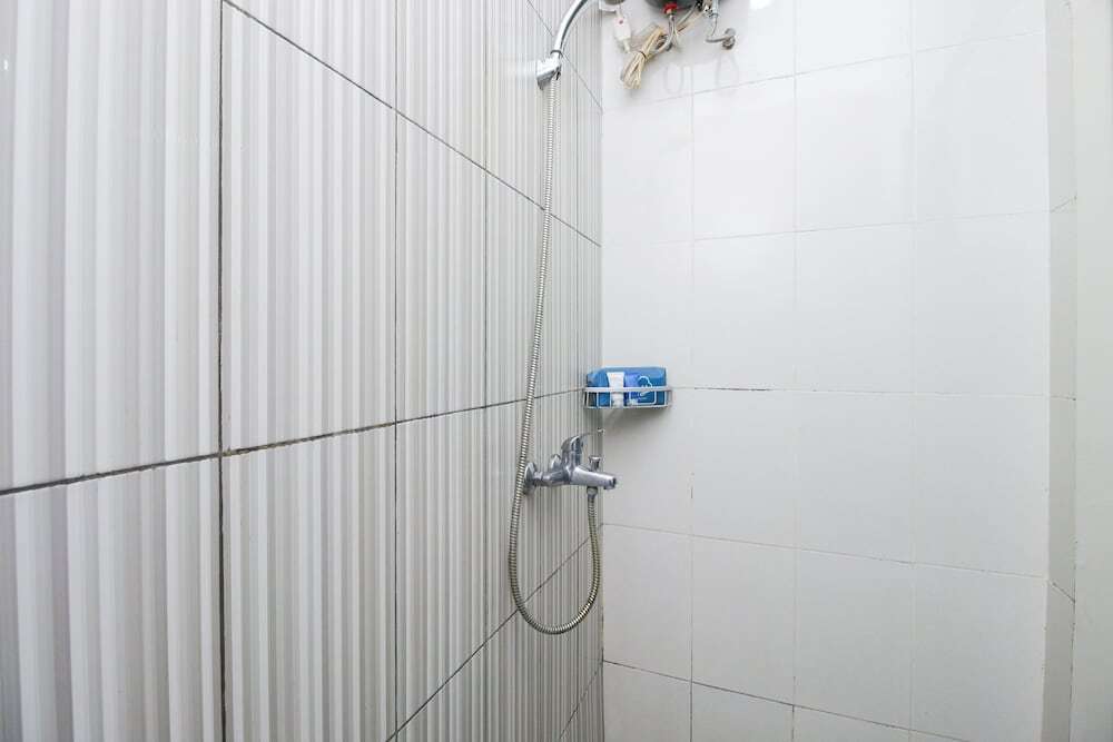 Южный Тангеранг: Airy Eco BSD Serpong Lavionda Raya 30 Tangerang