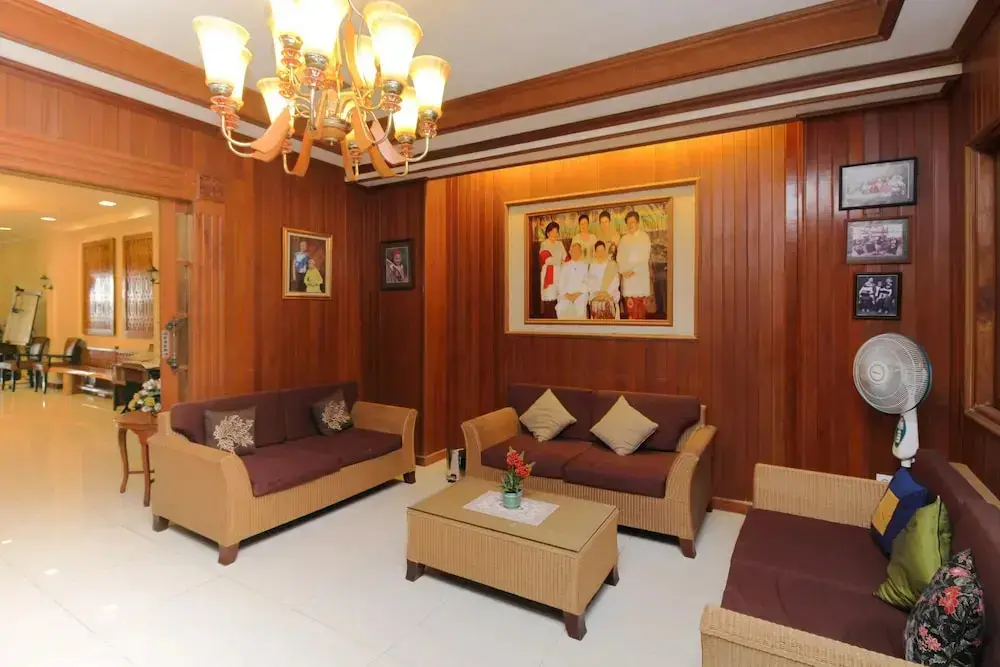 Джакарта: Airy Kebayoran Lama Persatuan 13 Jakarta