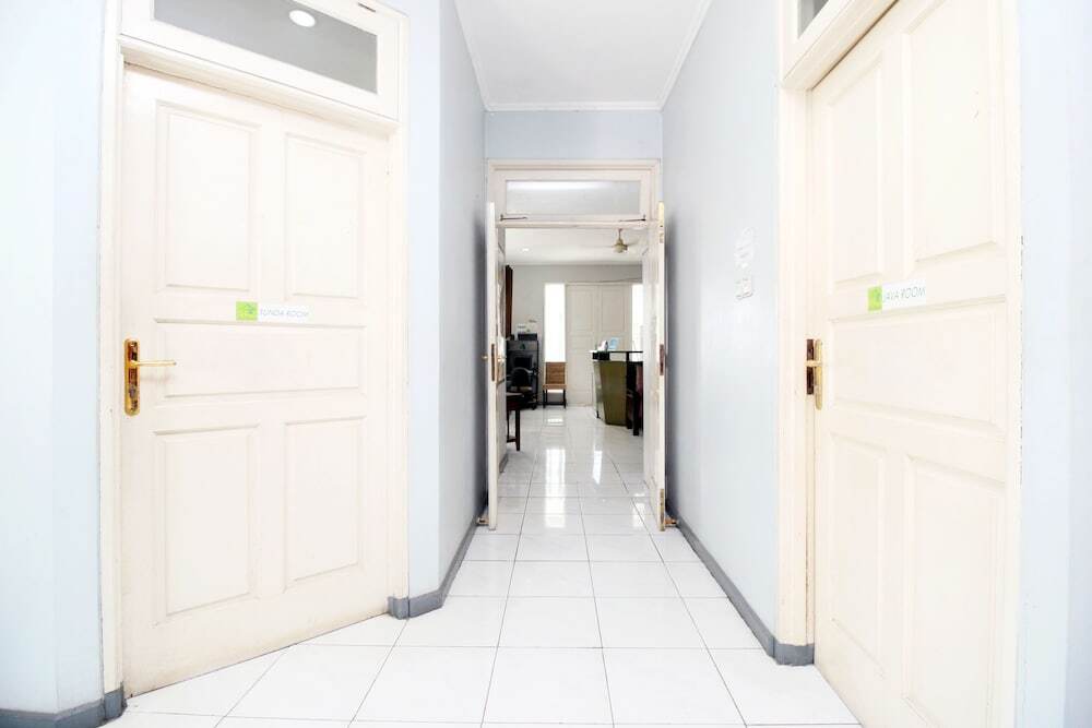 Джакарта: Airy Eco Kemang Bangka Raya Sebelas A 26 Jakarta