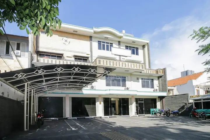 Бандунг: Airy Regol Moh Toha 199 Bandung