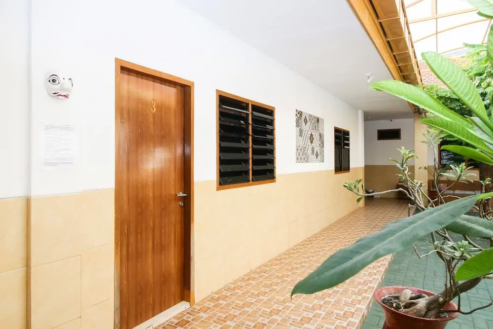Сурабая: Airy Eco Syariah Darmo Kanwa 4 Surabaya