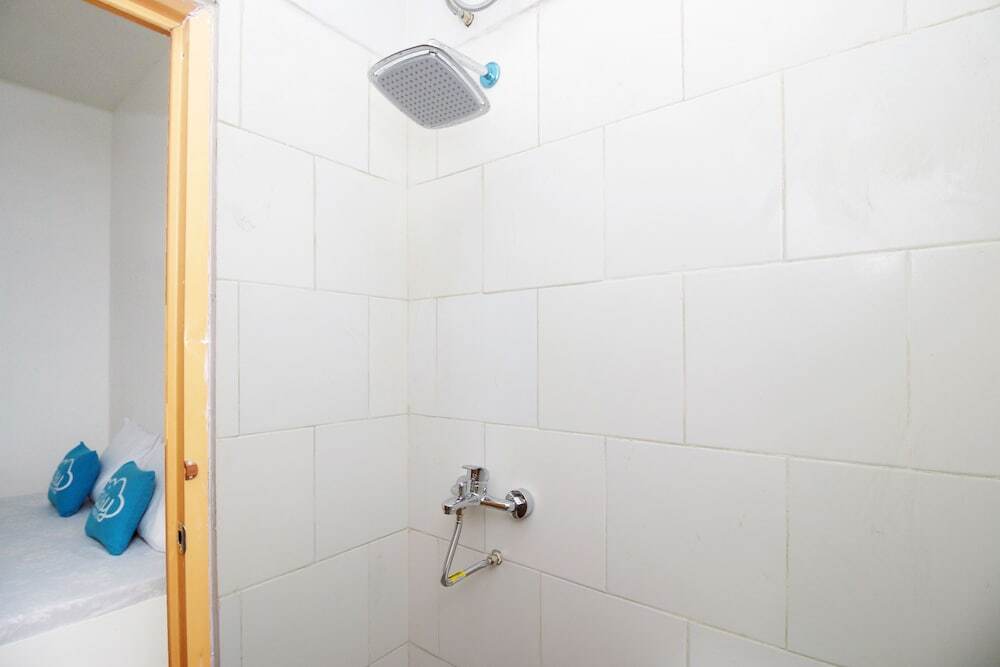 Джакарта: Airy Eco Syariah Kebon Jeruk H Paeng 12A Jakarta