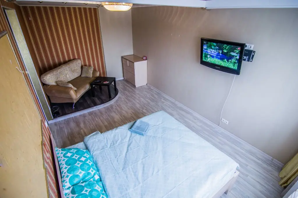 Барнаул: Na Molodezhnoj 28 Apartments