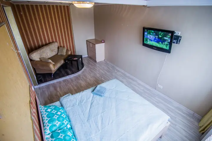 Барнаул: Na Molodezhnoj 28 Apartments