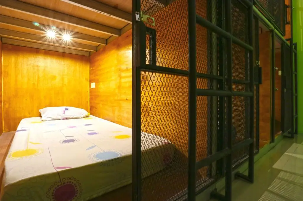 Джакарта: Kabin Kapsul Kayu jati I - Hostel