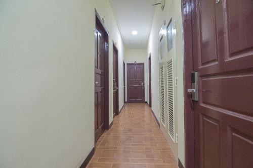 Батам: Reddoorz @ Mall Nagoya Hill Batam