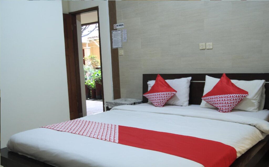 Бандунг: De' Tropis Family Guest House