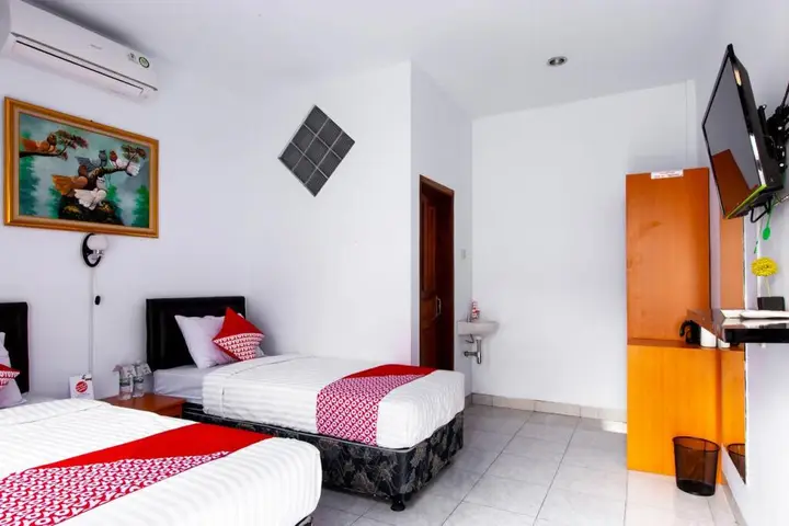 Бандунг: OYO 569 Cigadung Guest House Syariah