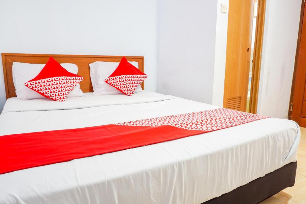 Бандунг: OYO 569 Cigadung Guest House Syariah