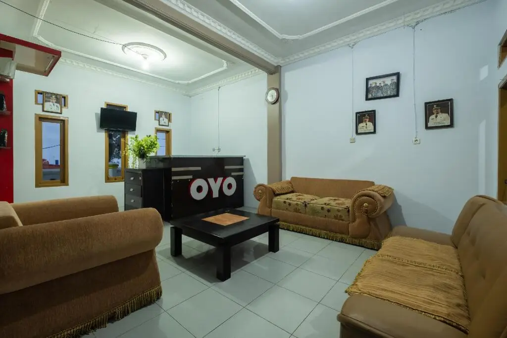 Пацет: OYO 705 Puncak Darajat Resort