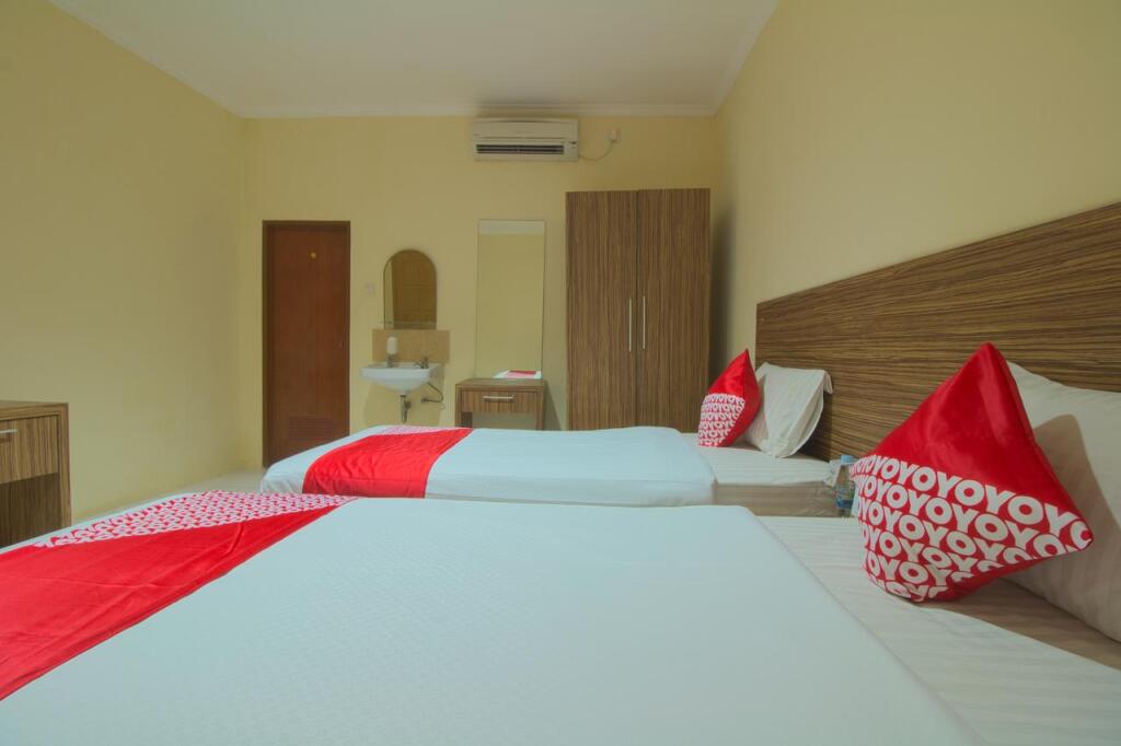 Барос: OYO 688 Grand Pakidulan Hotel