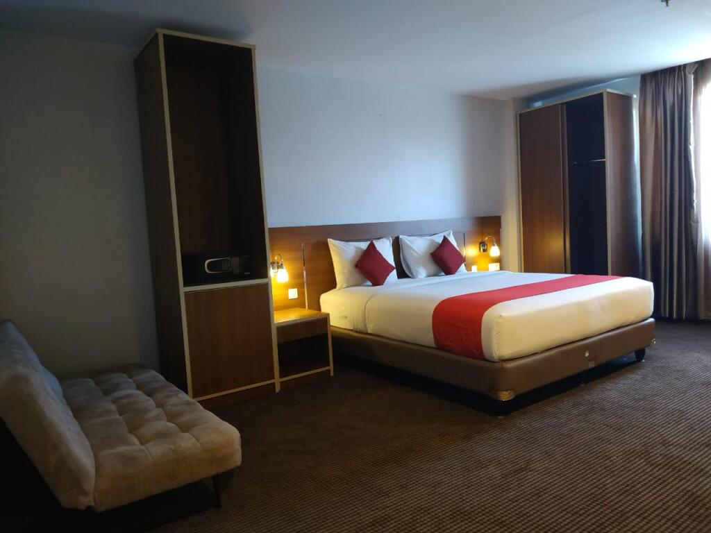 Пеканбару: Megara Hotel Pekanbaru