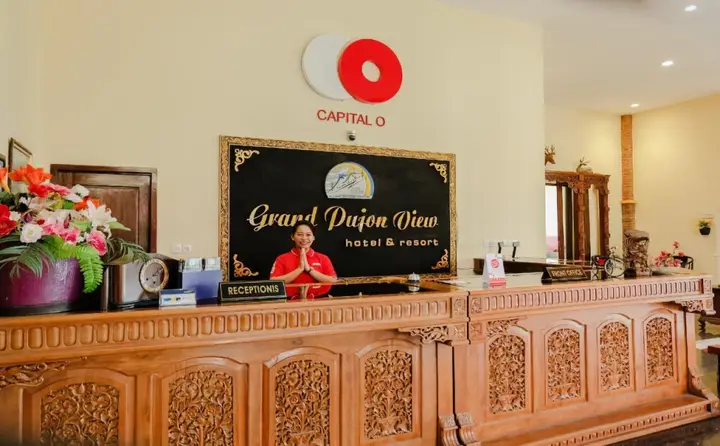 Бату: Capital O 892 Grand Pujon View Hotel And Resort