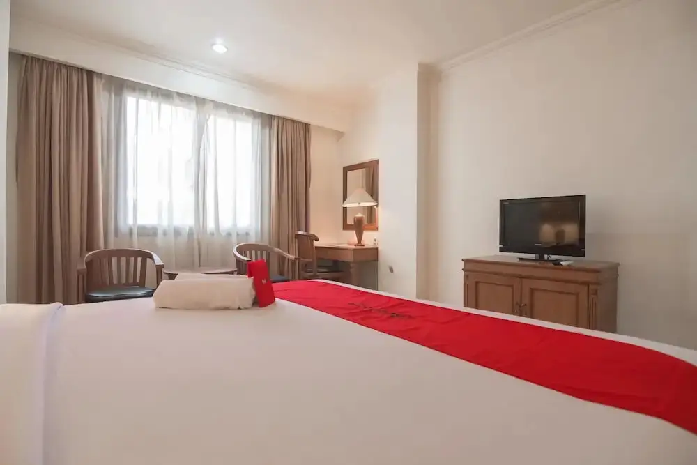 Палембанг: Reddoorz Premium Near Jembatan Ampera 2