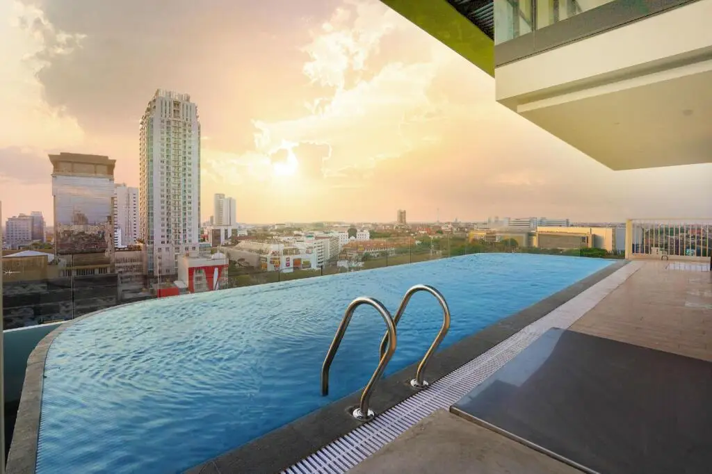 Сурабая: The Life Styles Hotel Surabaya