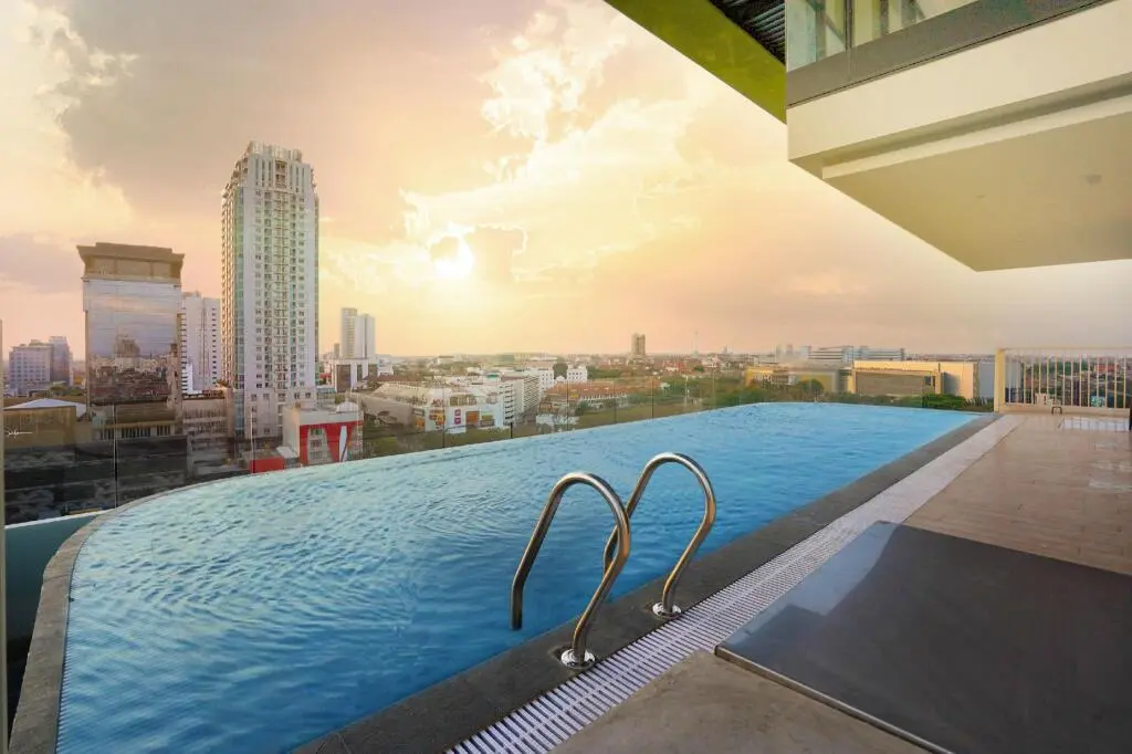 Сурабая: The Life Styles Hotel Surabaya