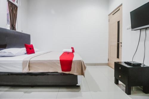 Джакарта: RedDoorz @ Cilandak Barat 2