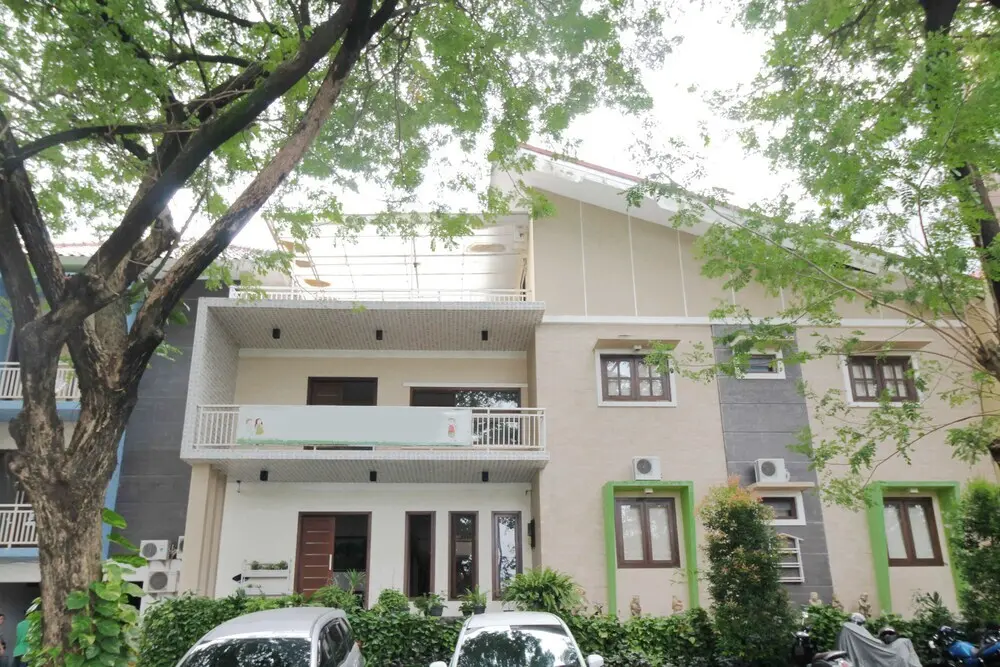 Сурабая: Airy Citraland East Wood Satu 5 Surabaya