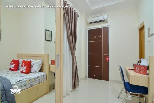 Джакарта: ZEN Rooms Near Stasiun Sudirman