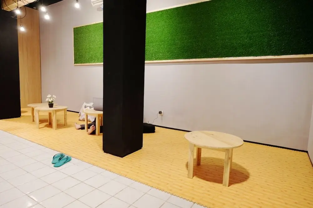 Маланг: ZEN Hostel Alun-Alun Sarinah