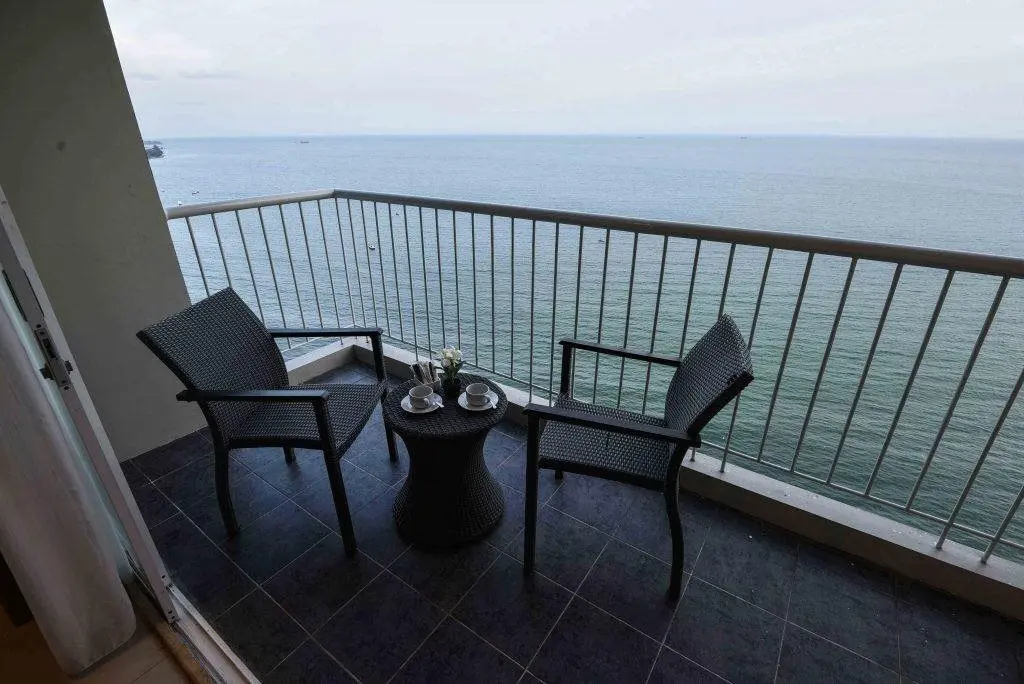 Баликпапан: The Malibu Suites Balikpapan by Sissae Living