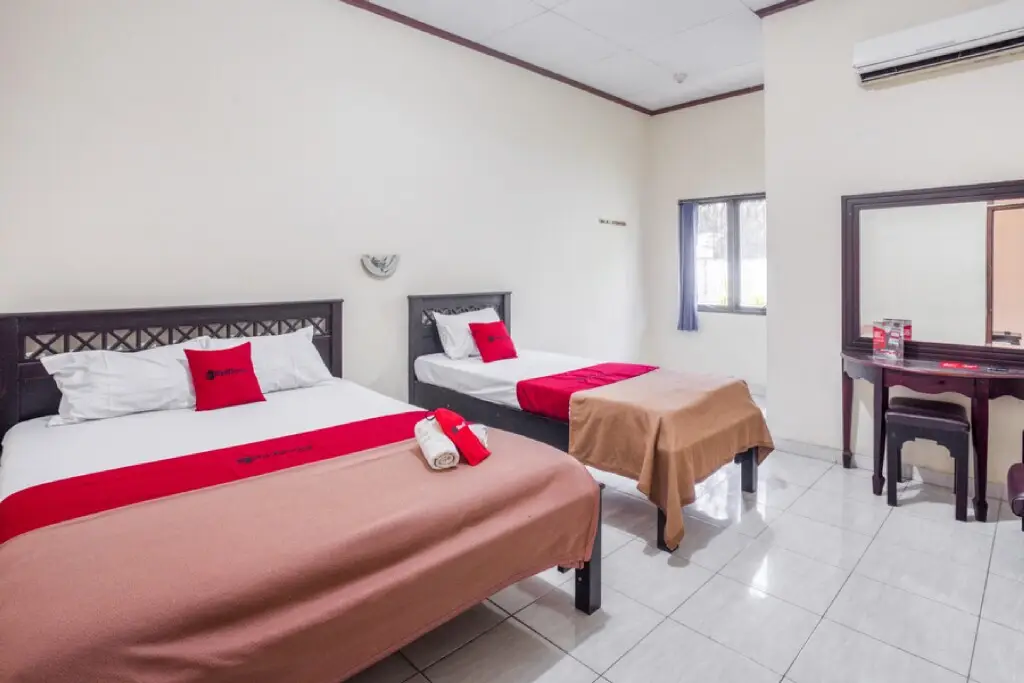Сумеданг: RedDoorz Plus near Jatinangor Town Square 2