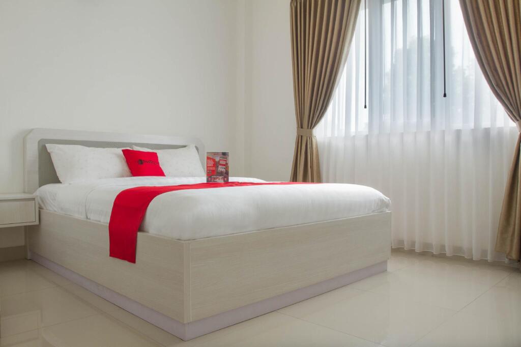 Сумеданг: RedDoorz Plus near Jatinangor Town Square 2