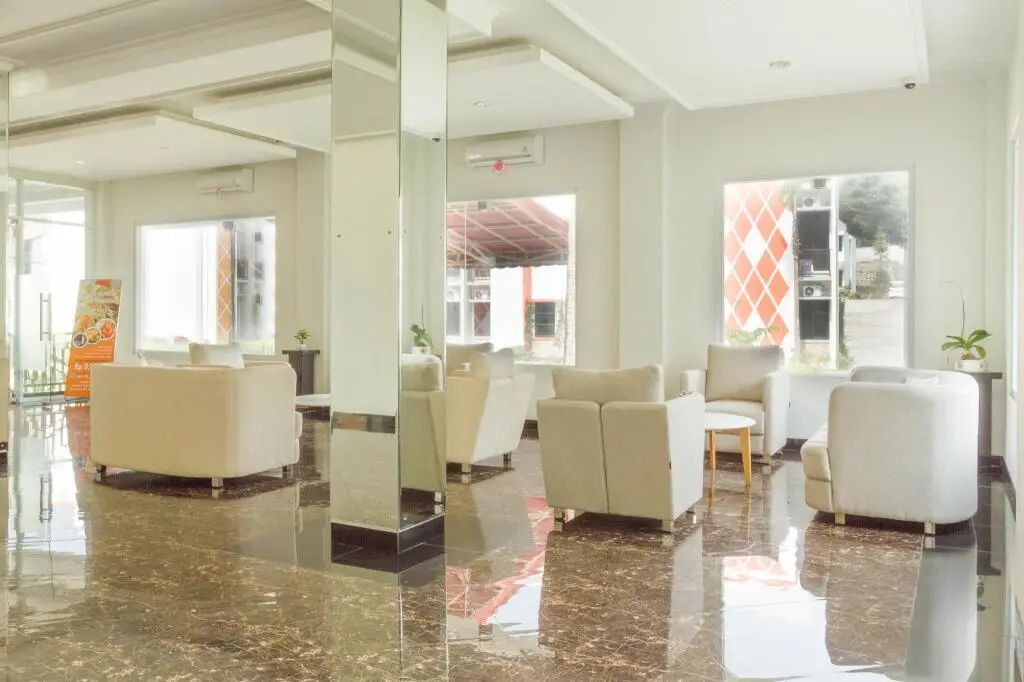 Сумеданг: RedDoorz Plus near Jatinangor Town Square 2