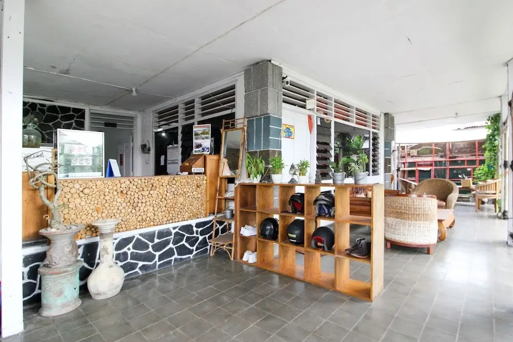 Джокьякарта: RedDoorz near Rumah Sakit Wirosaban