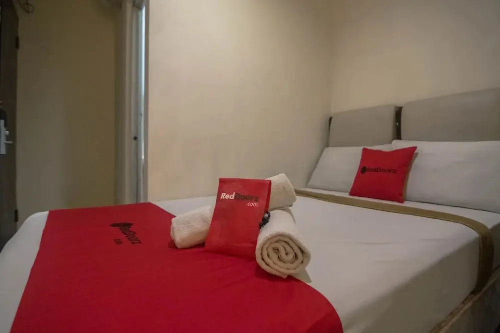 Джакарта: RedDoorz near RS Husada