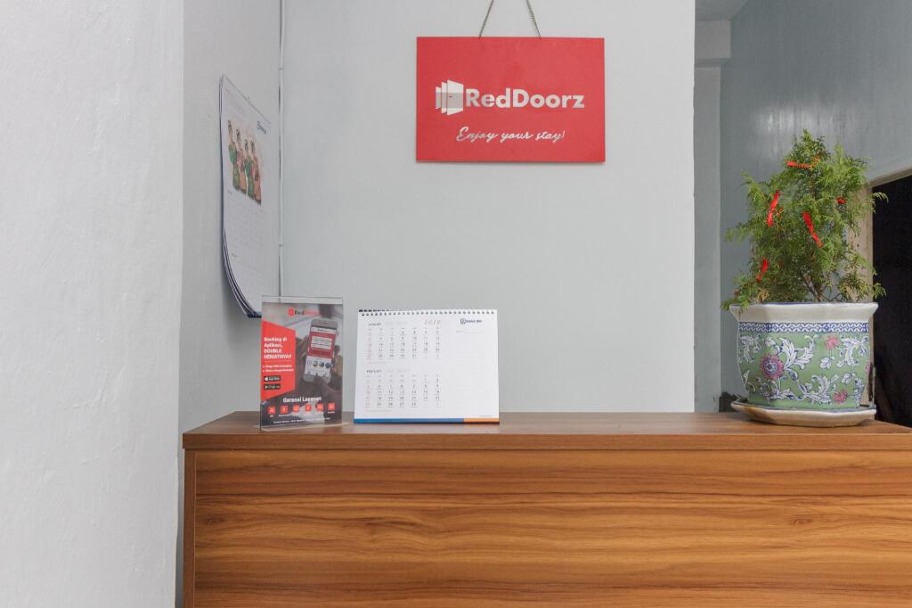 Медан: RedDoorz near Universitas Medan Area