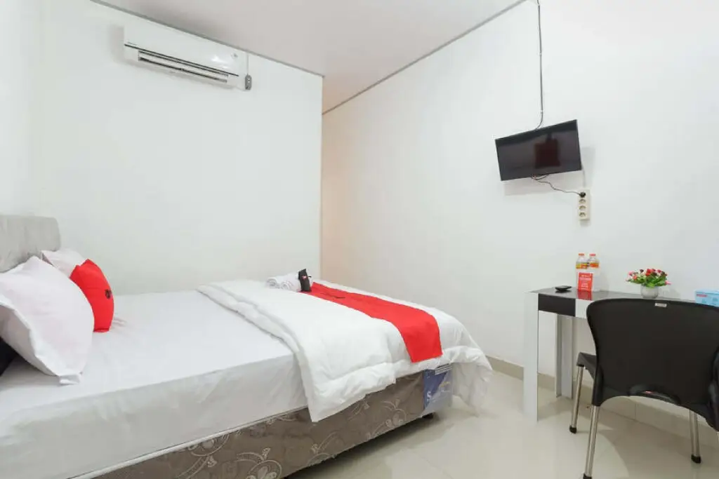 Банджармасин: RedDoorz near RSU Suaka Insan