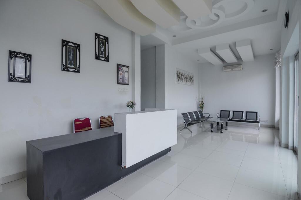 Джамби: RedDoorz Syariah near Jamtos Jambi