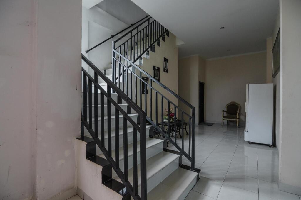 Джамби: RedDoorz Syariah near Jamtos Jambi
