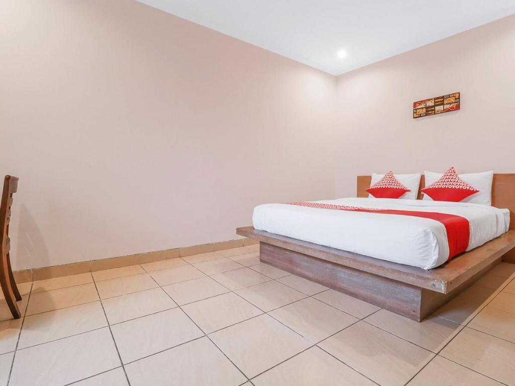 Денпасар: OYO 1610 Chendana Homestay