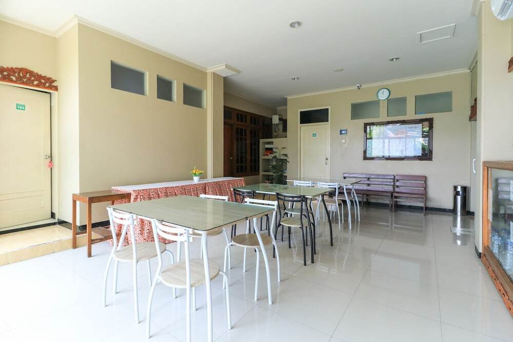 Сурабая: Griyonur Homestay Syariah