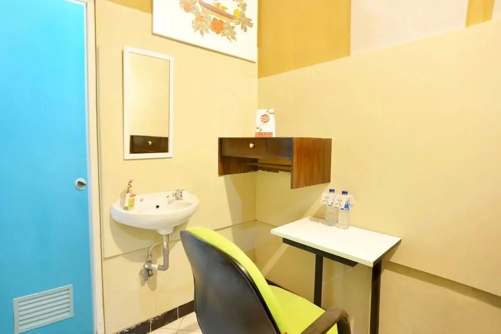 Караганьяр: OYO 476 Hotel Naura