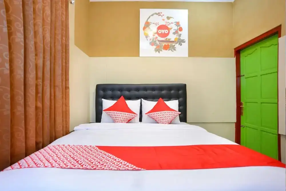 Караганьяр: OYO 476 Hotel Naura